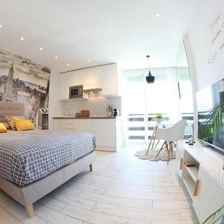 Benalmadena - New Nordic Style & Sunny Studio Apartment ภายนอก รูปภาพ