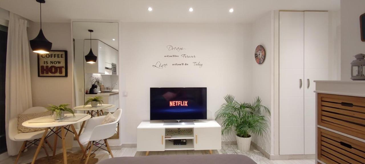 Benalmadena - New Nordic Style & Sunny Studio ภายนอก รูปภาพ