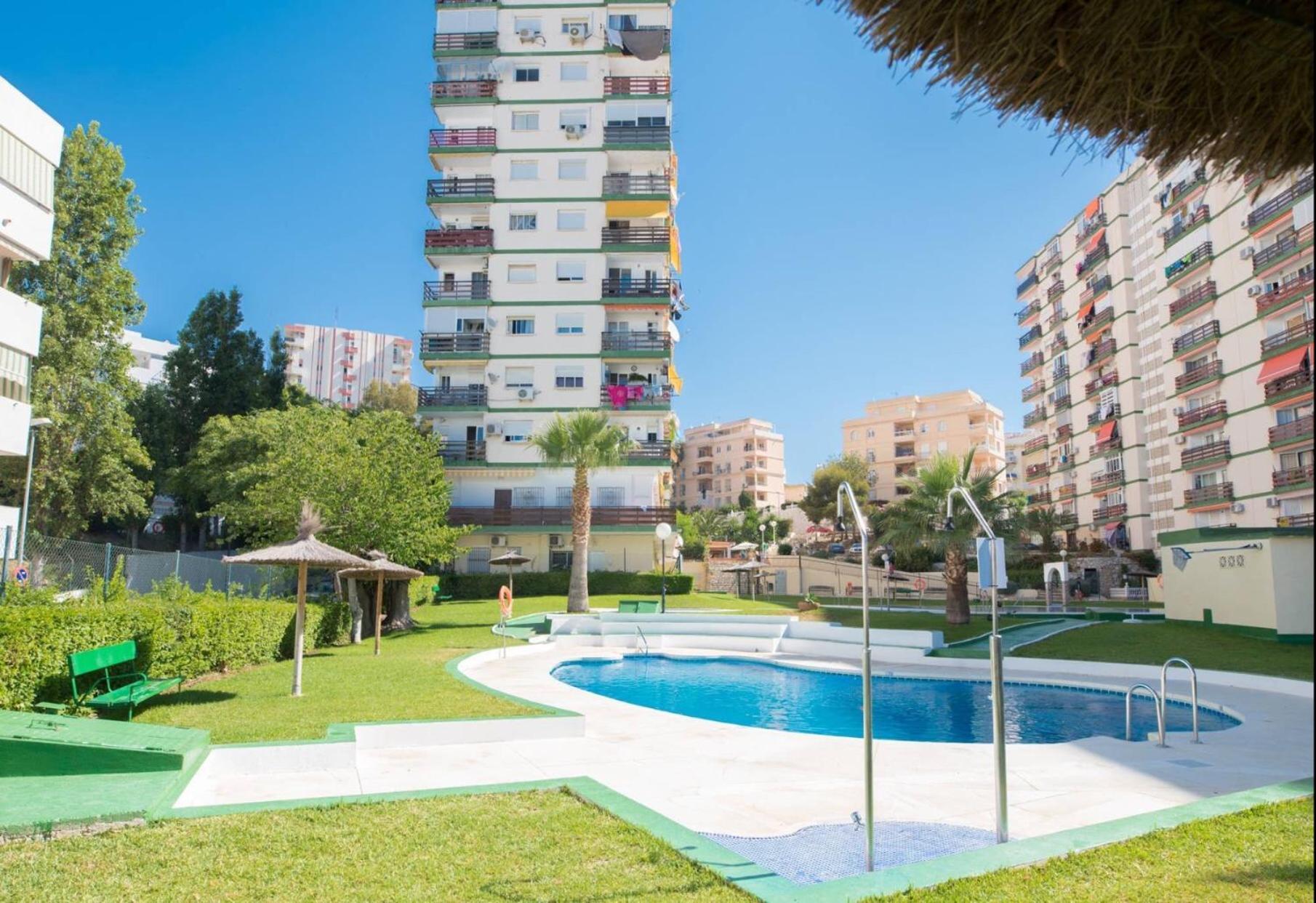 Benalmadena - New Nordic Style & Sunny Studio Apartment ภายนอก รูปภาพ